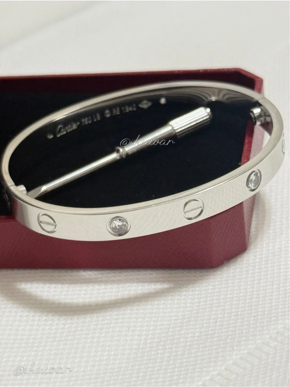 New Silver Stainless Steel Diamond Screw Motif Unisex Bangle & Screwdriver